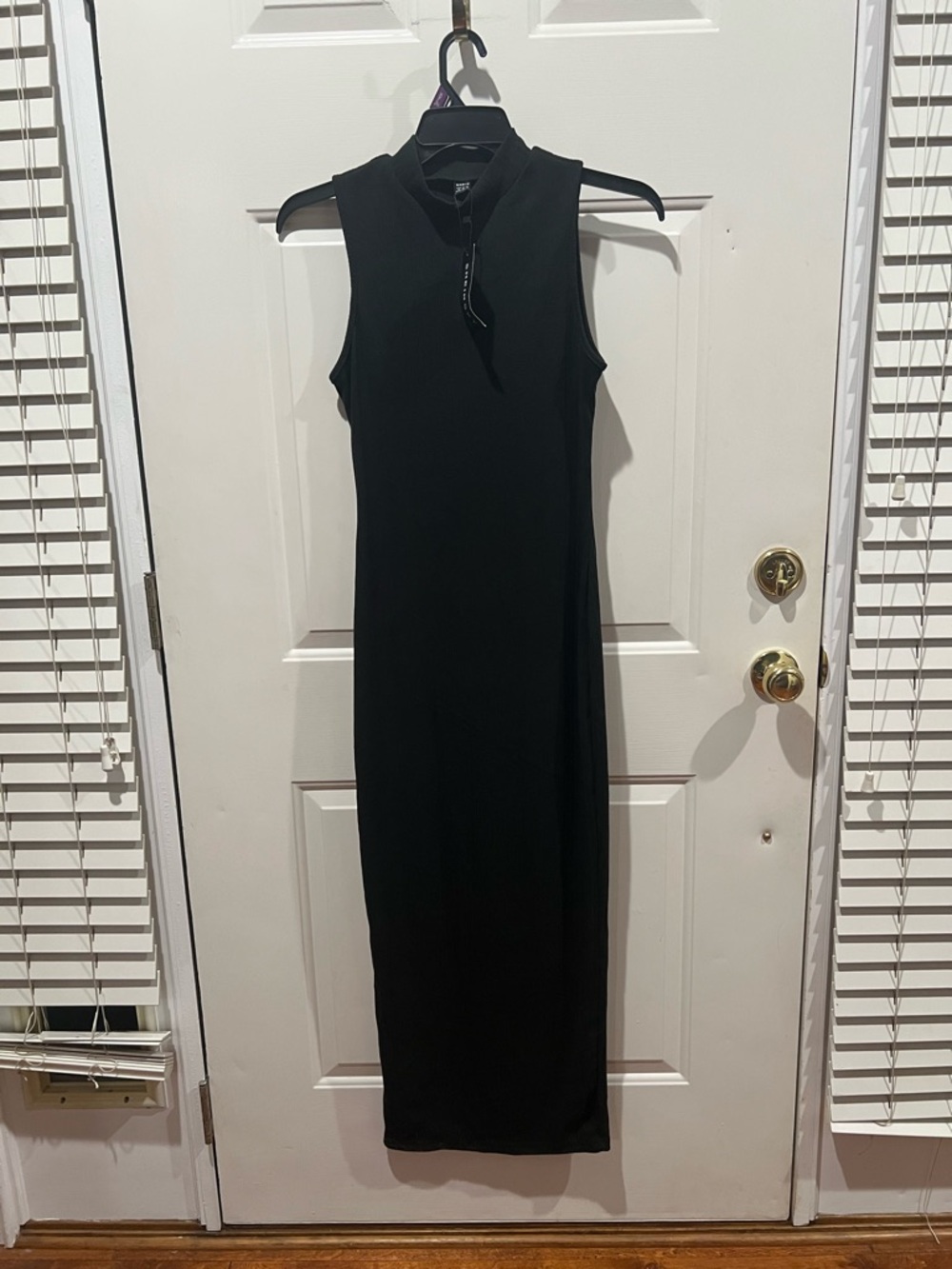 SHEIN Black Sleeveless Maxi Dress with High Neck
